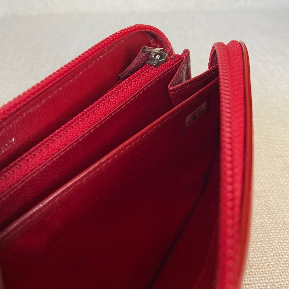 Chanel Red Patent Camellia Zippy Wallet - Picture 9 of 11